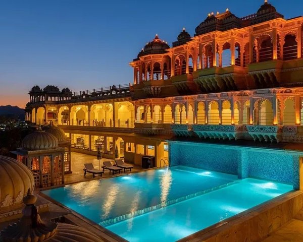 CHUNDA PALACE